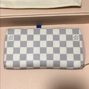 Louis Vuitton Damier Azur Zippy Wallet Ballet Pink
